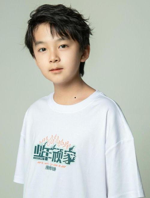 徐崴罗资料,揭秘我国科技新星的成长之路